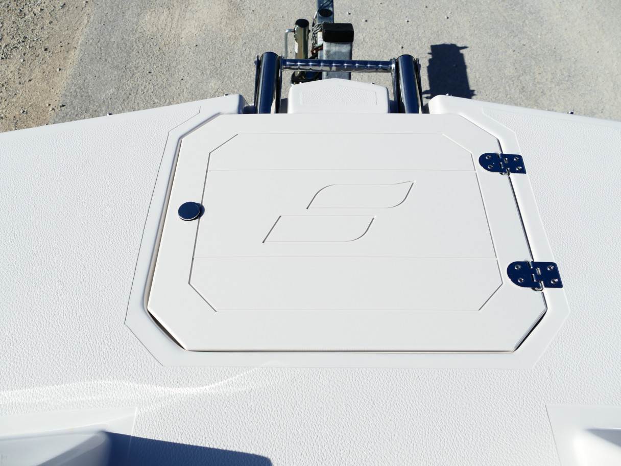 2026 Starcraft SVX 211 OB Deck Boat Carolina Blue #85G