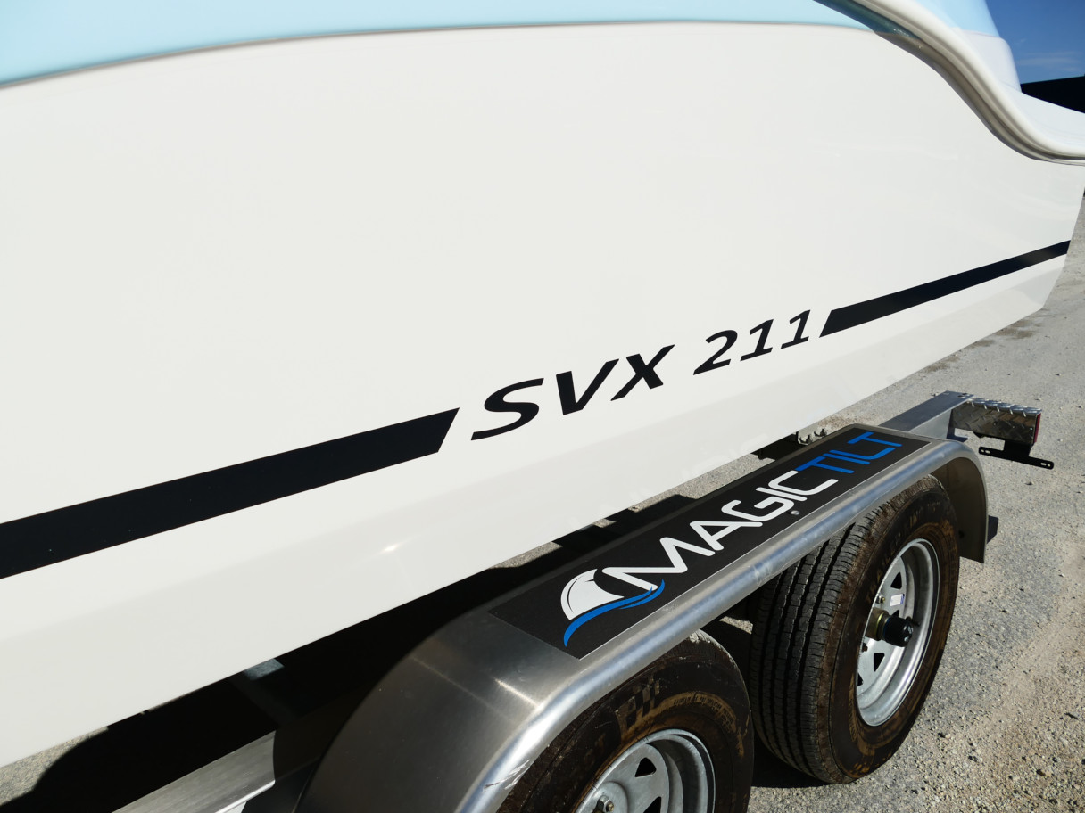 2026 Starcraft SVX 211 OB Deck Boat Carolina Blue #85G