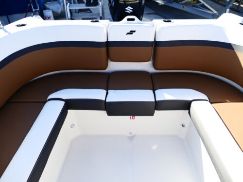 2026 Starcraft SVX 230 OB DC Deck Boat Black #99i