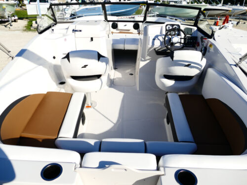 2026 Starcraft SVX 230 OB DC Deck Boat Black #99i
