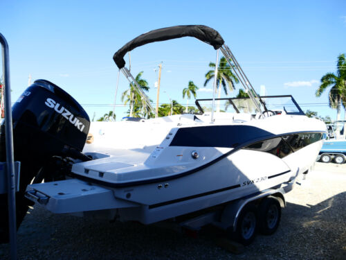 2026 Starcraft SVX 230 OB DC Deck Boat Black #99i