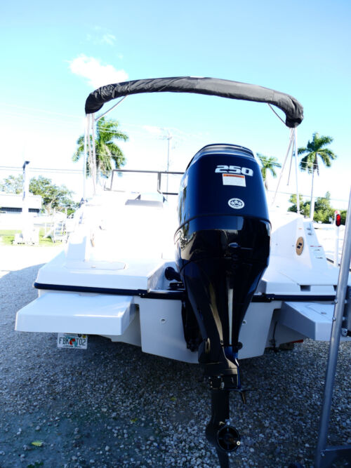 2026 Starcraft SVX 230 OB DC Deck Boat Black #99i