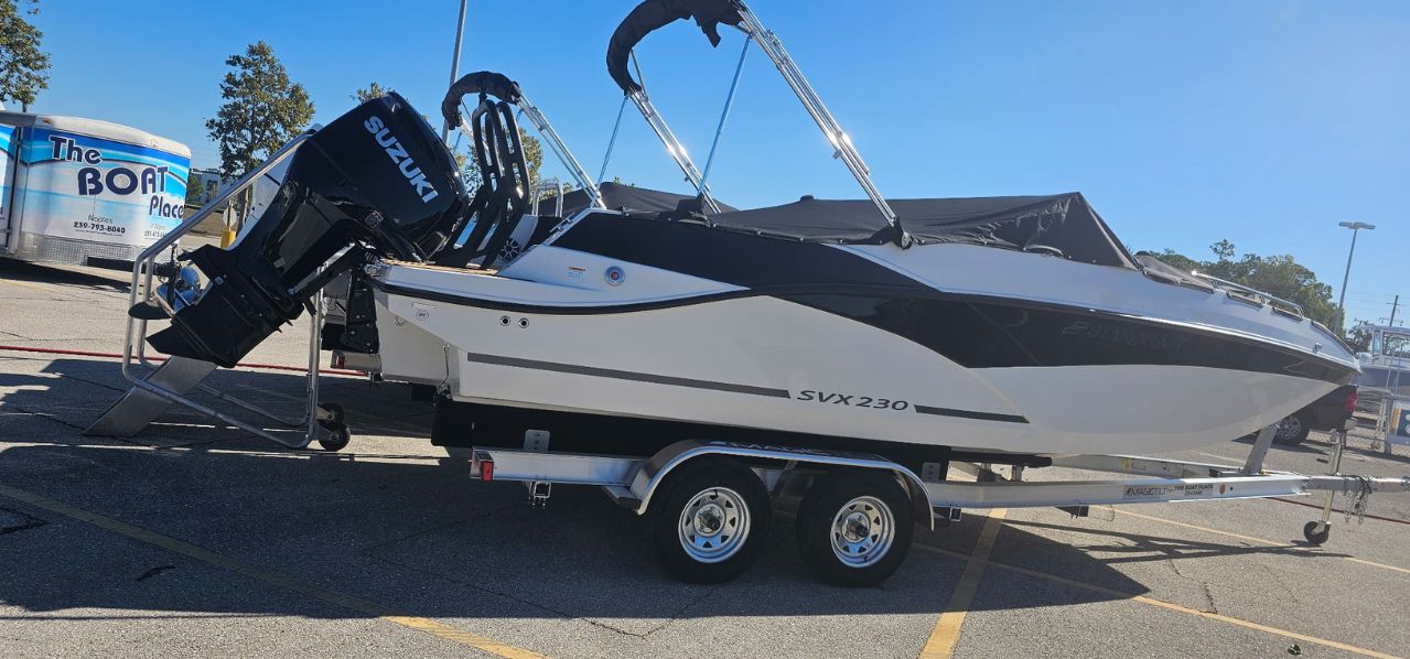 2026 Starcraft SVX 230 OB Deck Boat #46B - Image 2