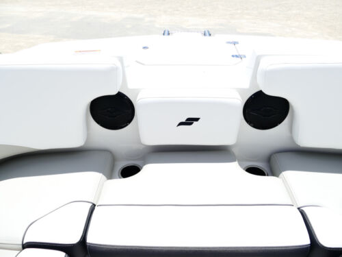 2026 Starcraft SVX 231 DH OB Dual Helm Boat Grey Blueberry 62F