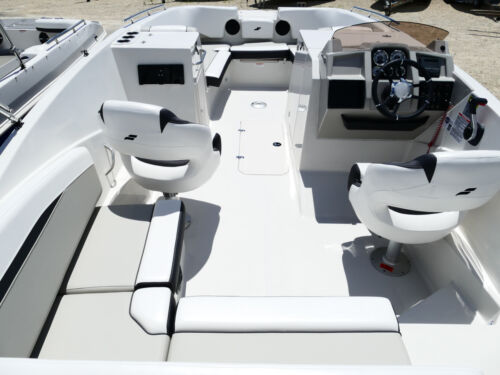 2026 Starcraft SVX 231 DH OB Dual Helm Boat Grey Blueberry 62F