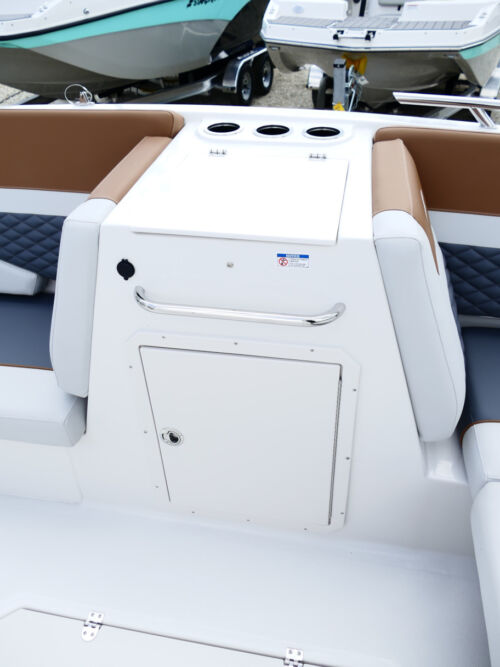 2026 Starcraft SVX 231 OB Deck Boat Burgundy 61F