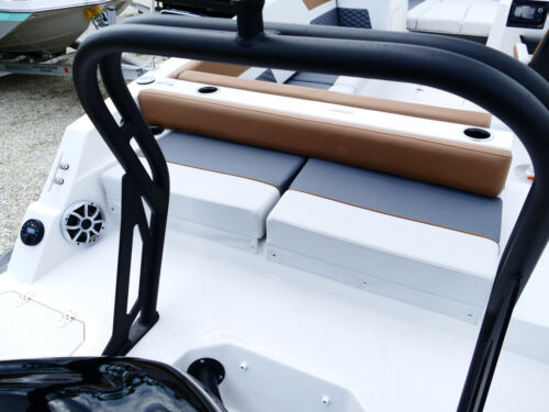 2026 Starcraft SVX 231 OB Deck Boat Burgundy 61F