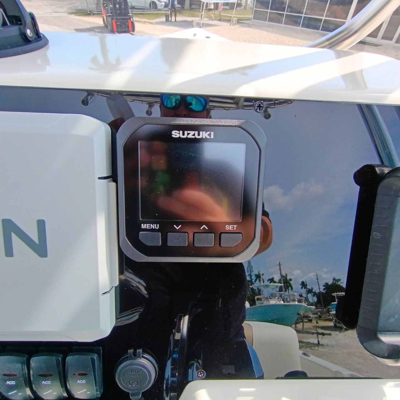 2027 Bulls Bay 2200XS #83F Center Console Boat Product Photos (32)