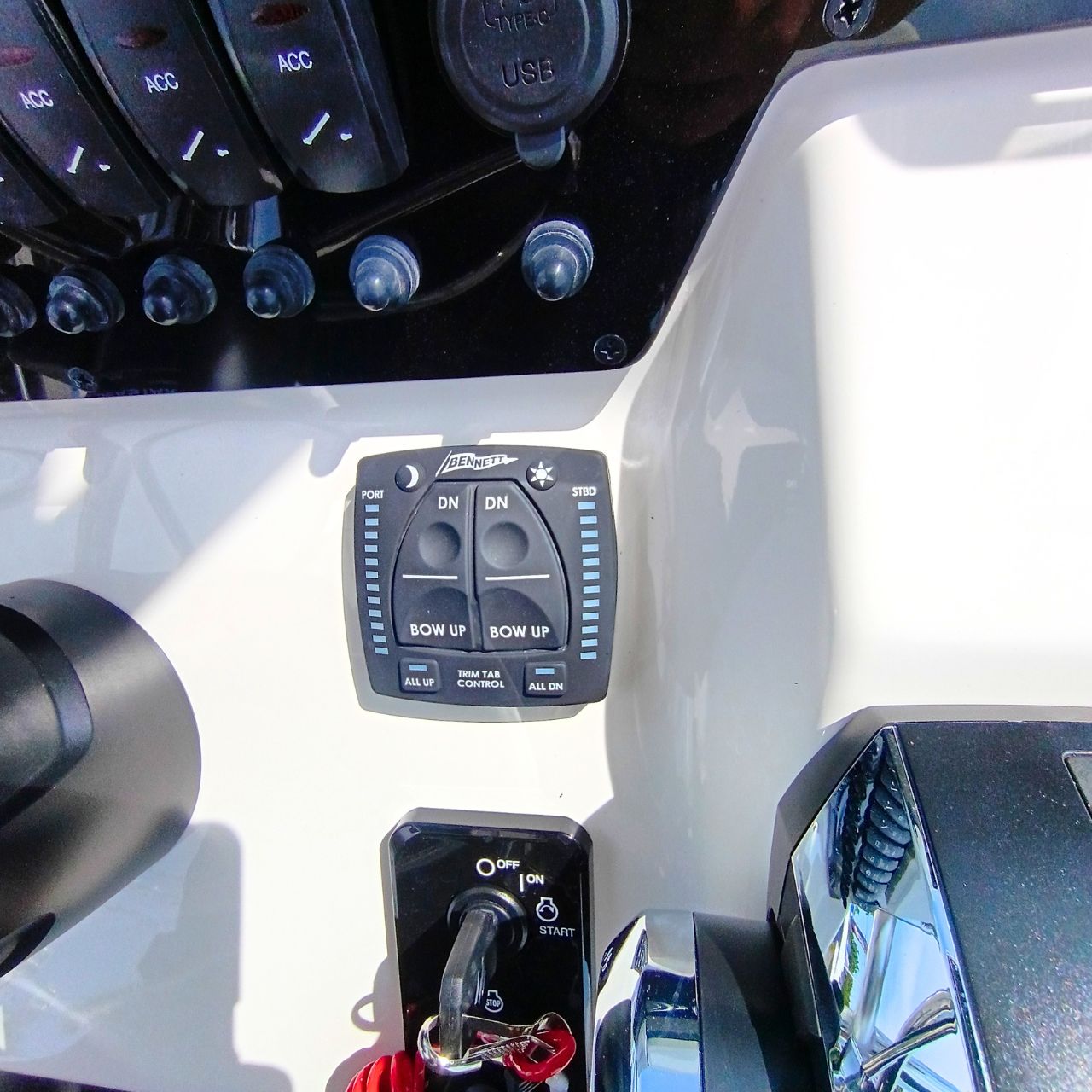2027 Bulls Bay 2200XS #83F Center Console Boat Product Photos (32)