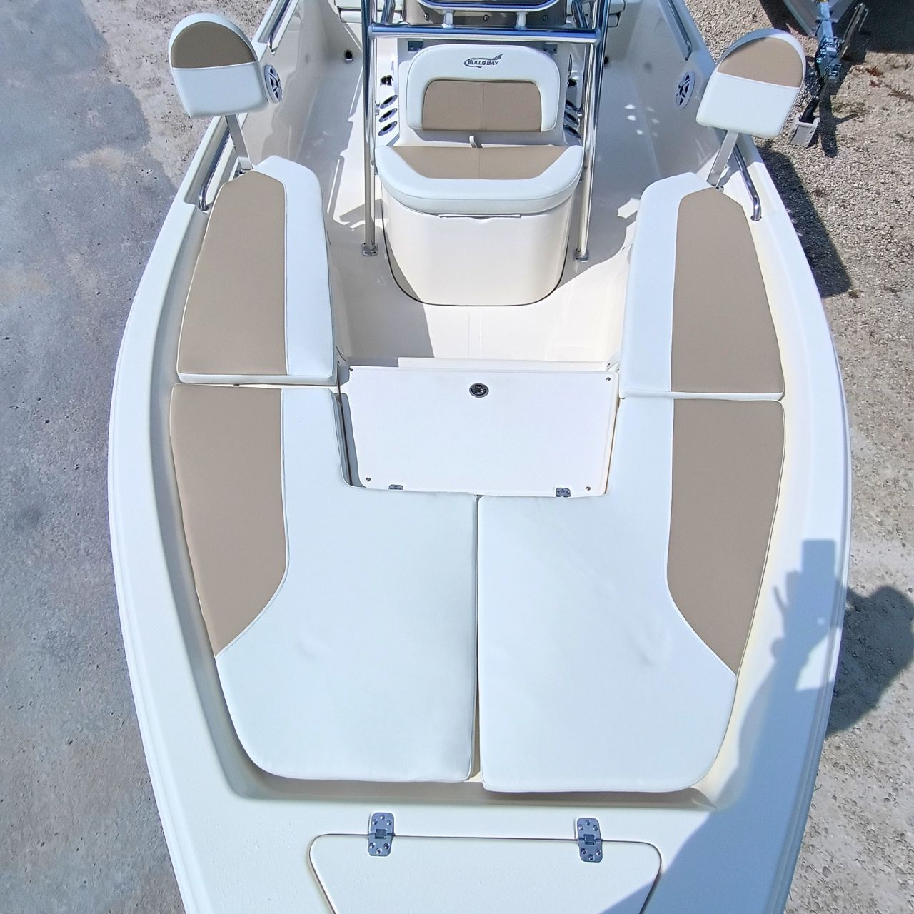 2027 Bulls Bay 2200XS #83F Center Console Boat Product Photos (32)