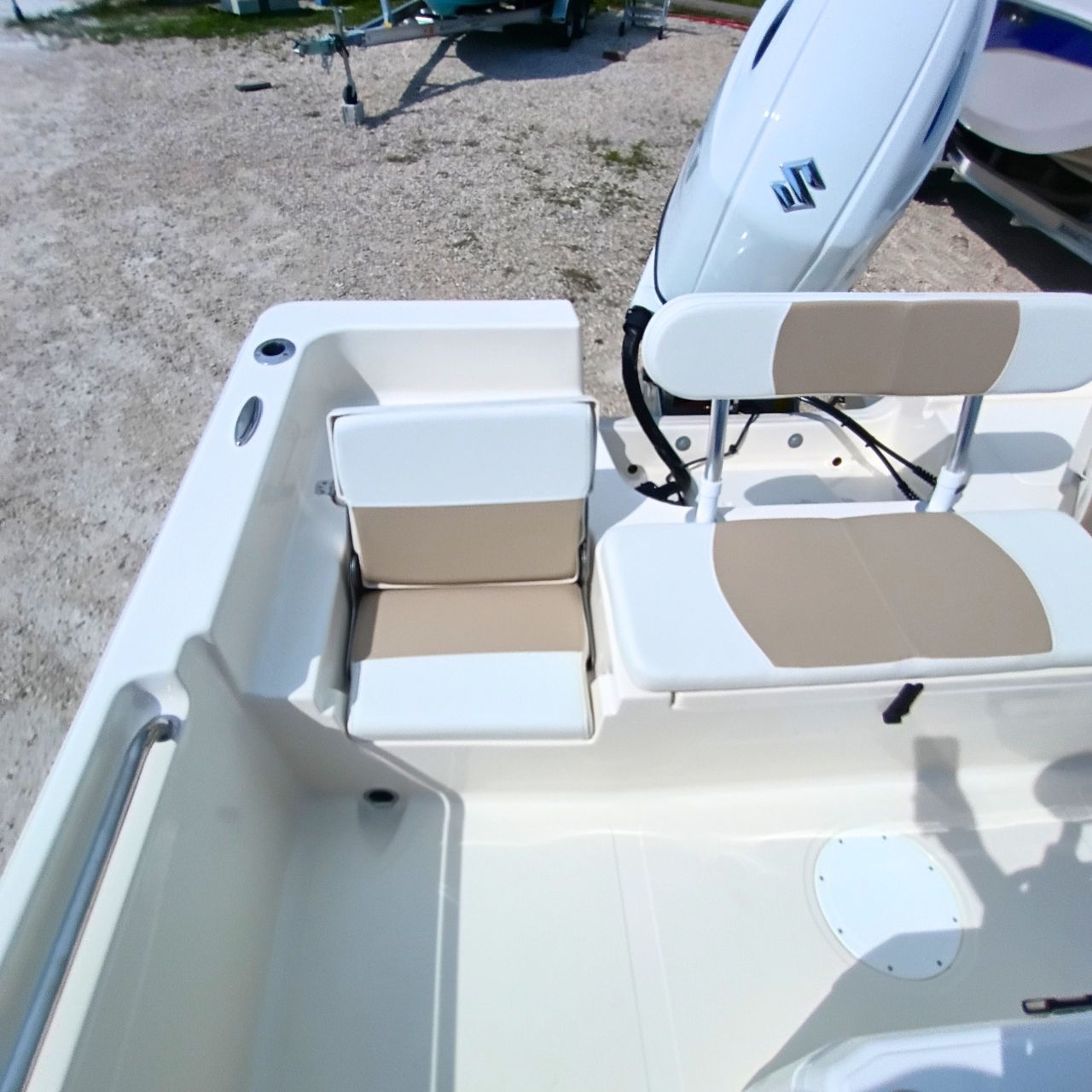 2027 Bulls Bay 2200XS #83F Center Console Boat Product Photos