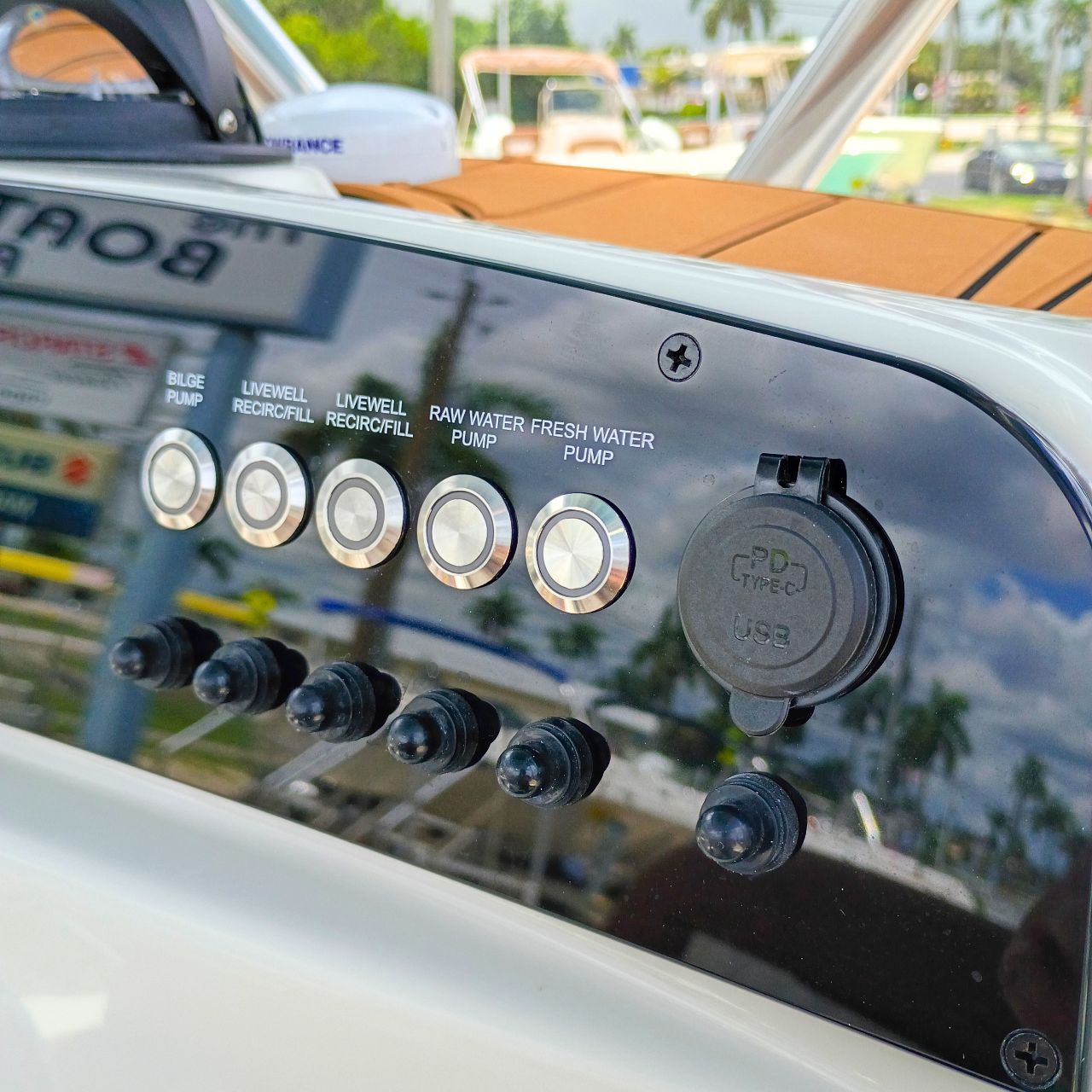 2027 Pioneer 222 Islander – #58G Product Photos Center Console Bay Boat (28)
