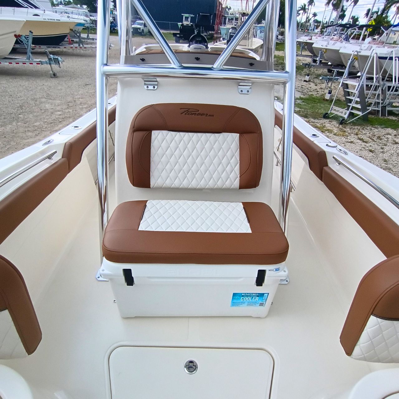 2027 Pioneer 222 Islander Steel Blue Boat #58G - Image 31