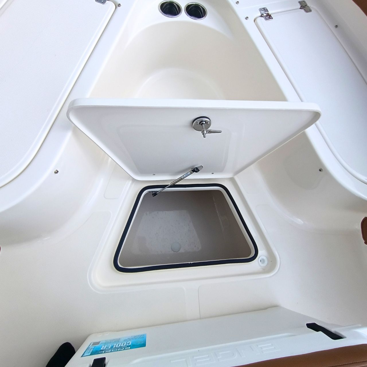 2027 Pioneer 222 Islander – #58G Product Photos Center Console Bay Boat (49)