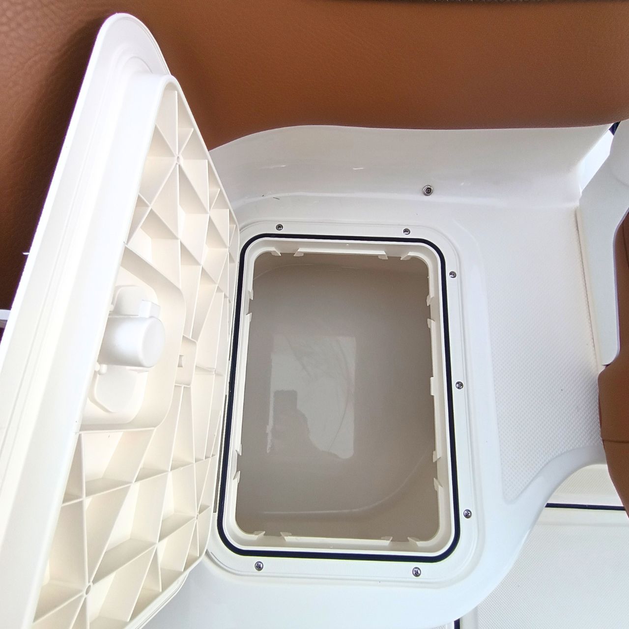 2027 Pioneer 222 Islander – #58G Product Photos Center Console Bay Boat (49)