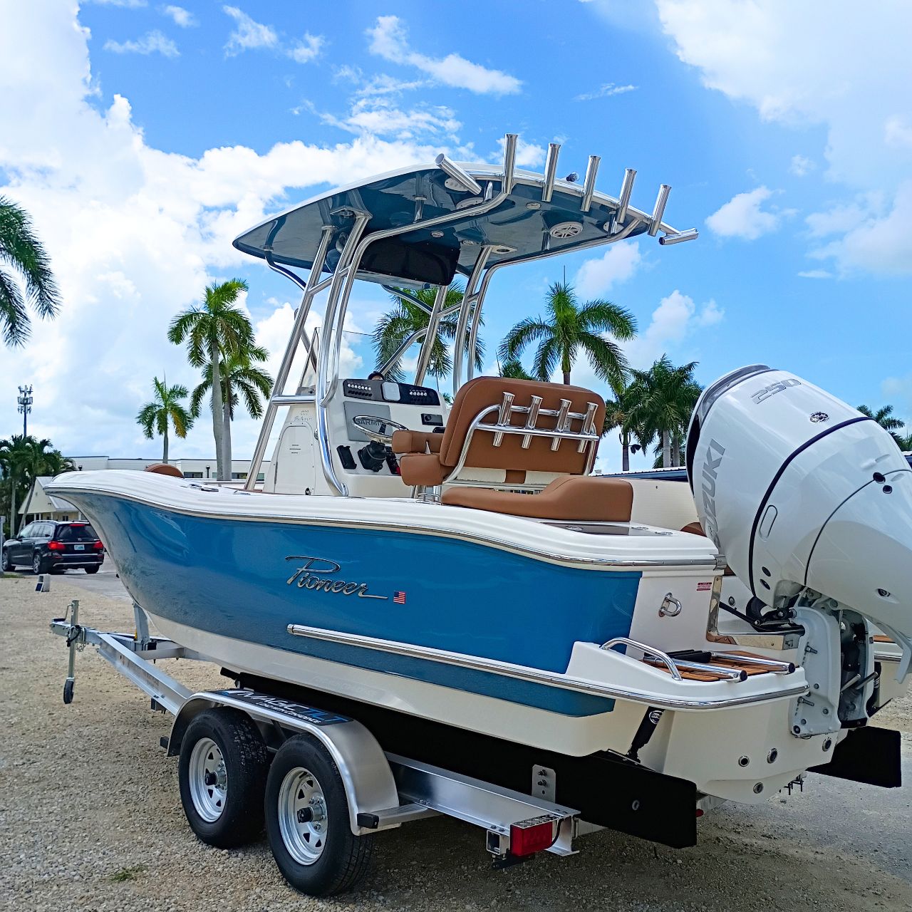 2027 Pioneer 222 Islander – #58G Product Photos Center Console Bay Boat (28)