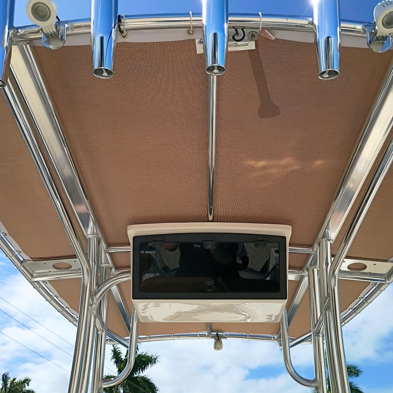 2027 Pioneer 222 Sportfish – #77F Center Console Boat Product Photos