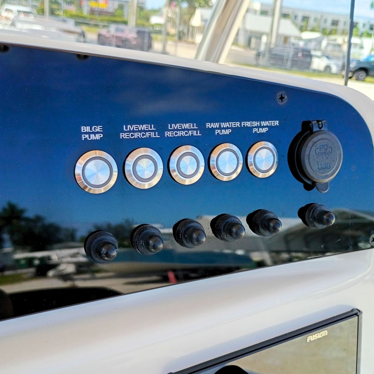 2027 Pioneer 222 Sportfish – #77F Center Console Boat Product Photos