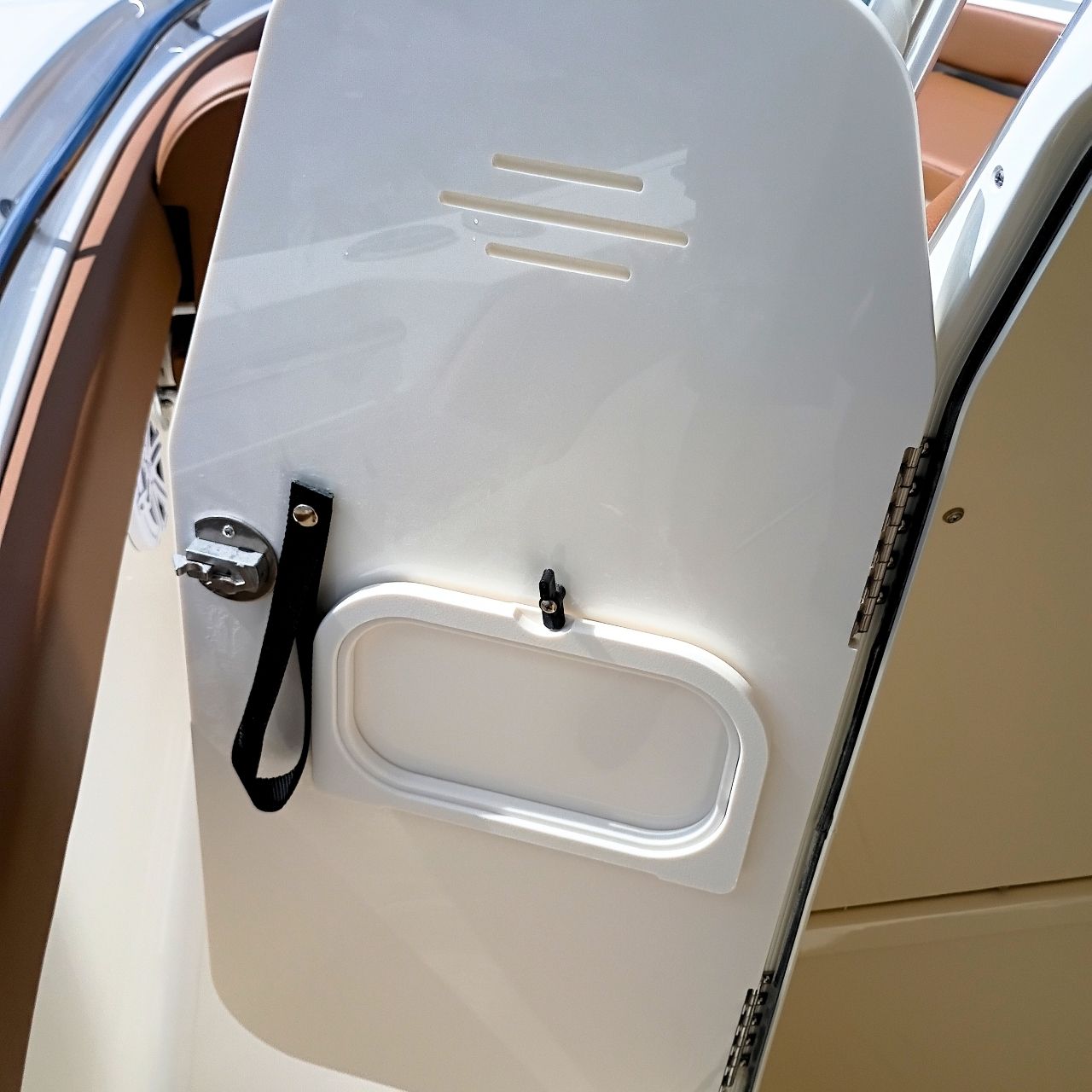 2027 Pioneer 222 Sportfish – #77F Center Console Boat Product Photos