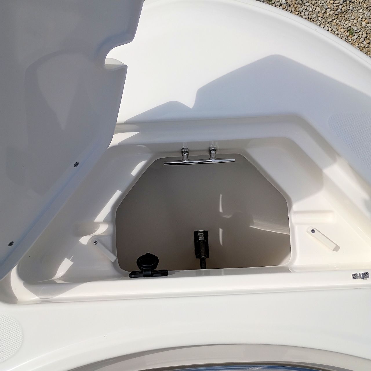 2027 Pioneer 222 Sportfish – #77F Center Console Boat Product Photos