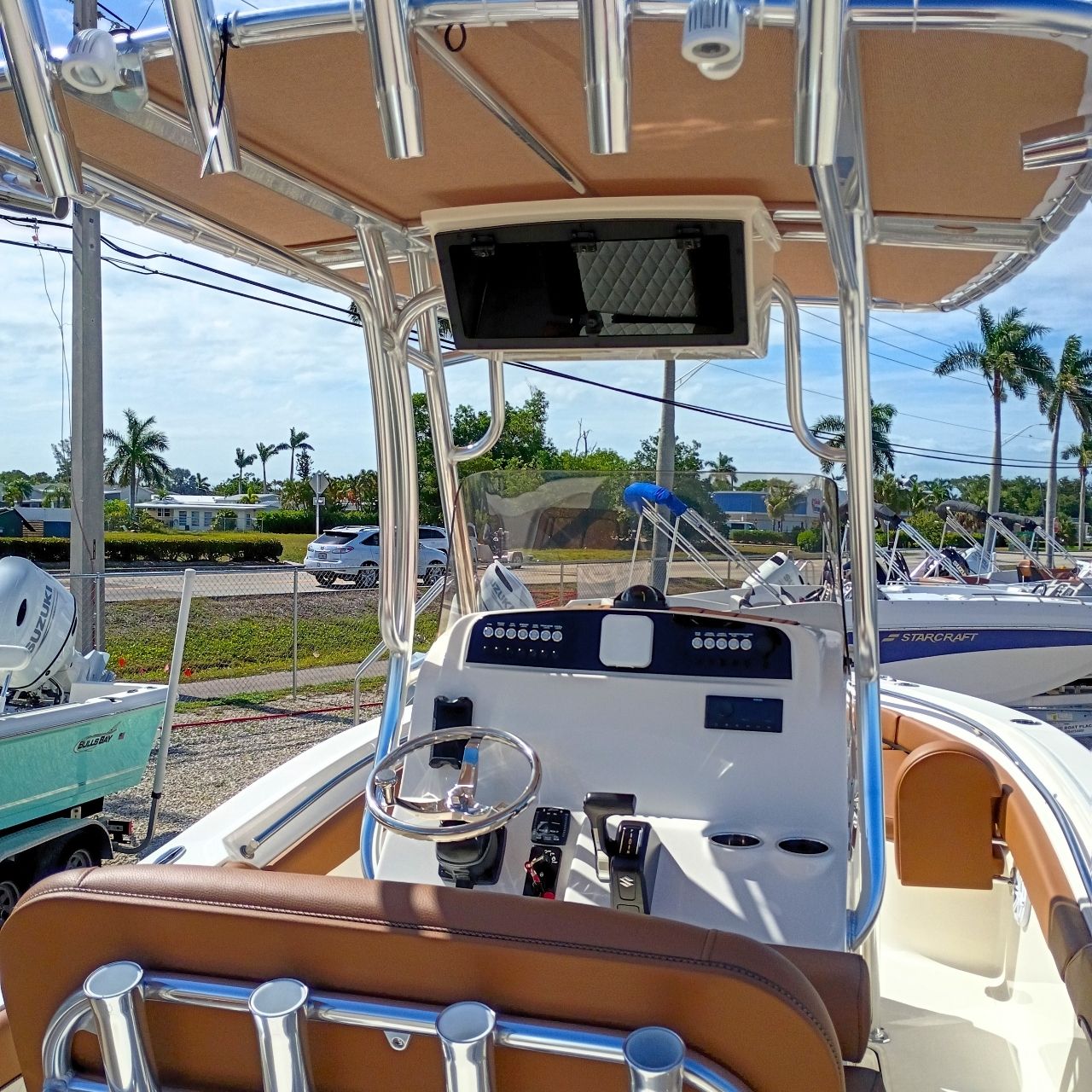 2027 Pioneer 222 Sportfish – #77F Center Console Boat Product Photos