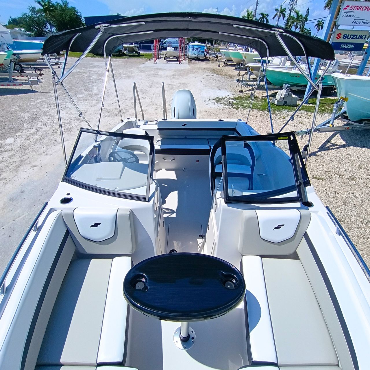 2027 Starcraft SVX 190 OB #510F Boat Default Photo (2)
