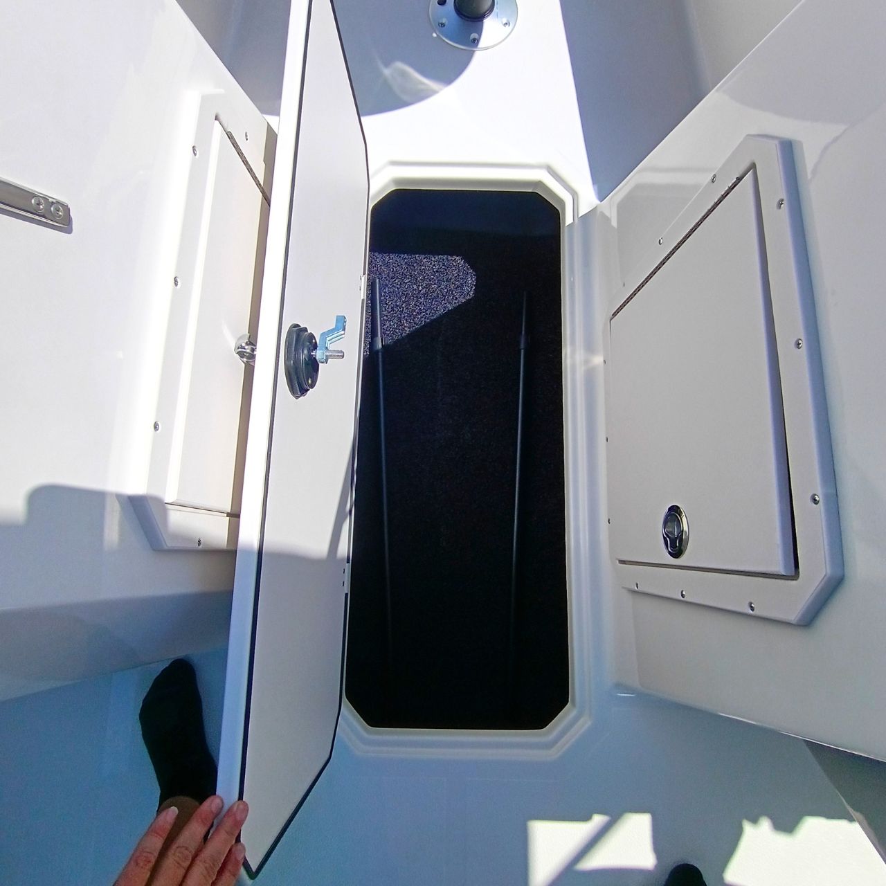 2027 Starcraft SVX 190 OB #510F Boat Default Photo (2)
